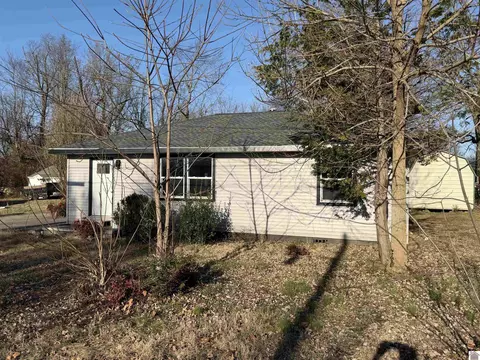 422 Columbus, Paducah, KY 42001