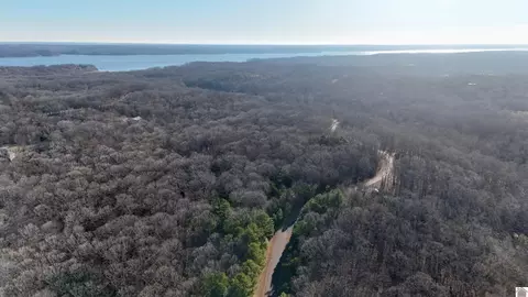 000 Hills Hollow Rd, Murray, KY 42071