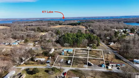 34 Park Rdg, Gilbertsville, KY 42066