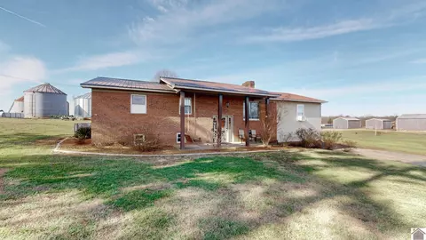 500 Dairy Ln, Murray, KY 42071