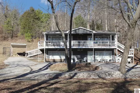 92 Hightide Lane Upper South Upper North Apts #UPPER SOUTH & UPPER NORTH S , New Concord, KY 42076