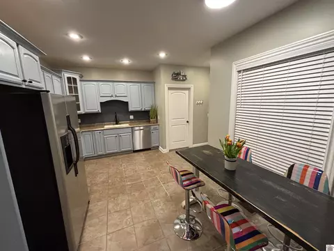 Kitchen - 2255 Hal Dr, Murray, KY 42071 photo 3 of 4