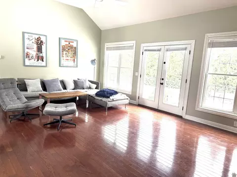 Living - 2255 Hal Dr, Murray, KY 42071 photo 3 of 5