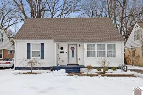 2543 Clay St, Paducah, KY 42001