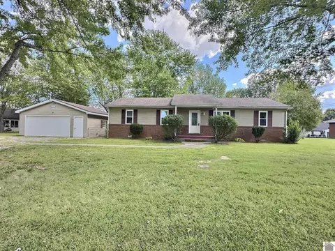 283 Gate Rd, Benton, KY 42025