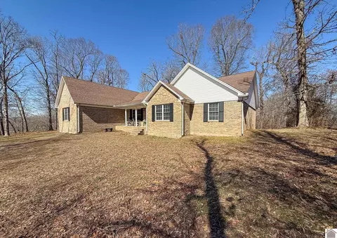 300 Rocky Point Ln, Gilbertsville, KY 42044