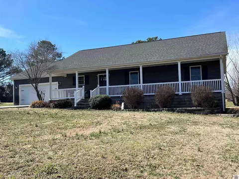 Exterior - 4697 State Route 384, Mayfield, KY 42066 photo 1 of 27