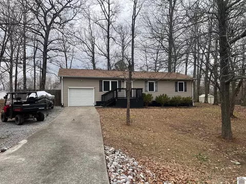 1024 Fox Ridge Ct, Benton, KY 42025