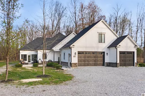 4880 Leonard Futrell Rd, Paducah, KY 42001