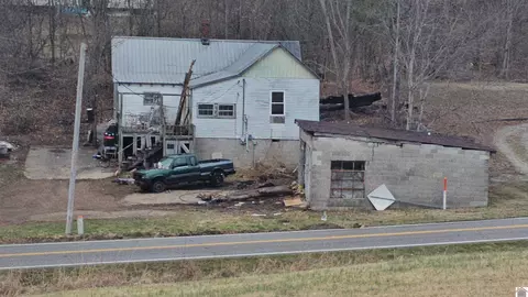 11424 Us 431, Dunmor, KY 42339