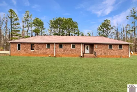 144 Hesley Dr, New Concord, KY 42076