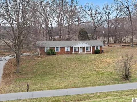 2316 Bush Rd, Cadiz, KY 42211
