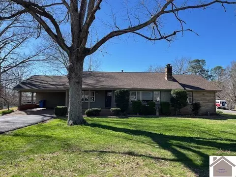 122 Nunn Blvd, Cadiz, KY 42211