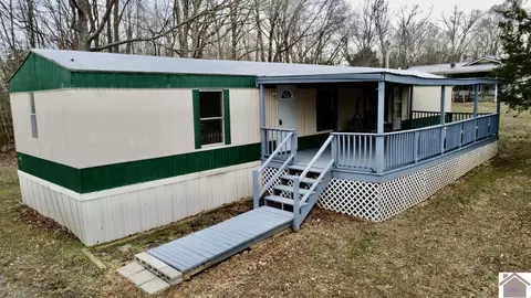 55 Seminole Dr, Cadiz, KY 42211