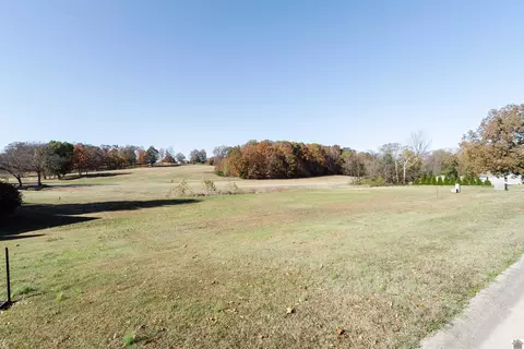 lot S 12 13 Fairway Dr, Benton, KY 42025