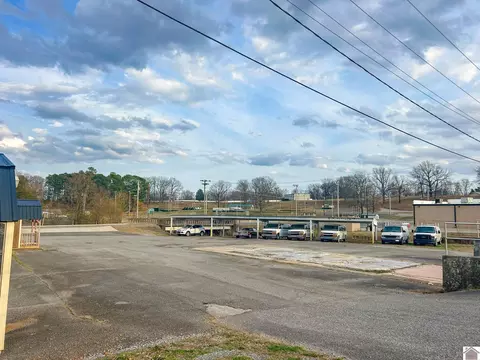1505 Main St, Benton, KY 42025