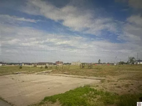 W Broadway, Mayfield, KY 42066