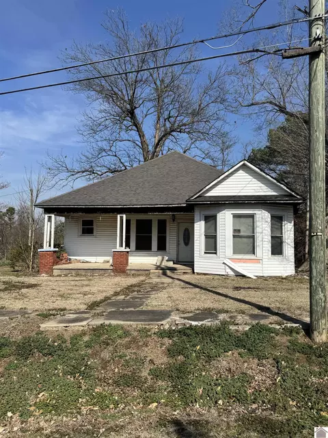 132 Hobbs St, Arlington, KY 42021