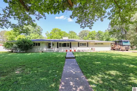 1450 Hc Mathis Dr, Paducah, KY 42001