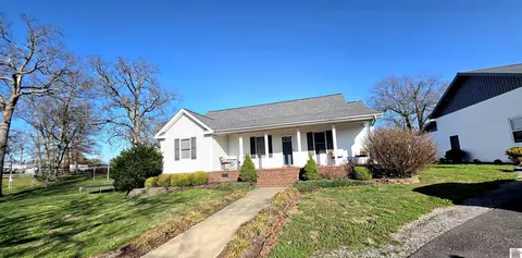 1498 Coopertown Rd, Murray, KY 42071