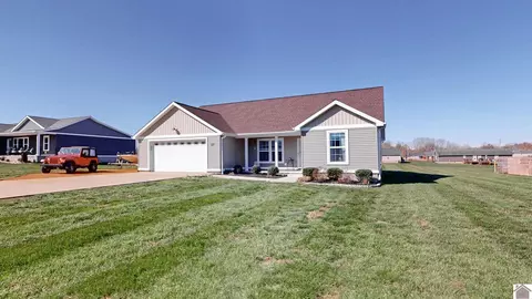 Exterior - 327 John Purdom, Almo, KY 42020 photo 3 of 8
