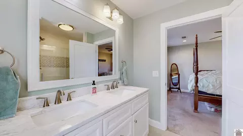 Bath - 327 John Purdom, Almo, KY 42020 photo 2 of 4