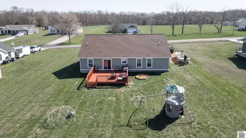 View/Area - 327 John Purdom, Almo, KY 42020 photo 3 of 7