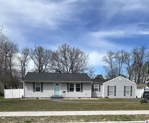 2531 Adams St, Paducah, KY 42001