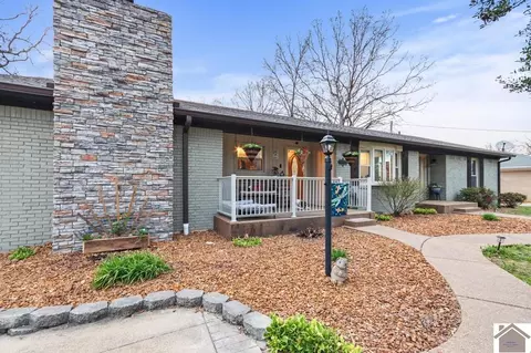 183 Deepwood Ests, Cadiz, KY 42211