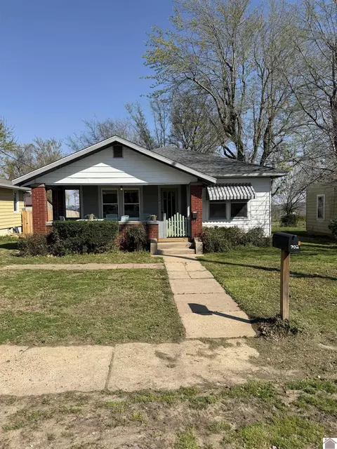 702 E Walnut, Dawson Springs, KY 42408