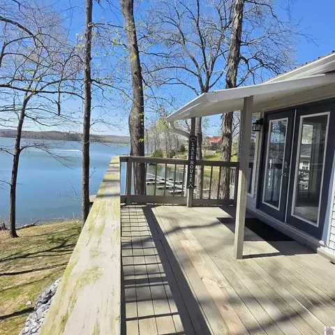 555 Randy Dr, Cadiz, KY 42211