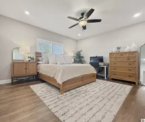Bedroom - 1404 Doran Rd S, Murray, KY 42071 photo 1 of 4