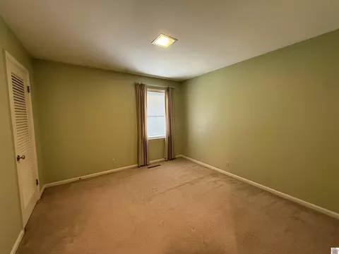 Bedroom - 804 Guthrie Dr, Murray, KY 42071 photo 1 of 4