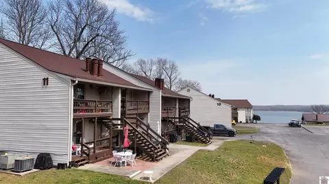 328 Champion Hills Rd UNIT 11A, Kuttawa, KY 42055