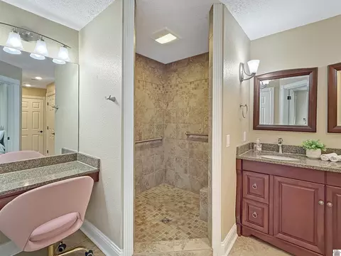 Bath - 150 Wrather Rd, Murray, KY 42071 photo 2 of 3