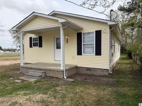 692 Olive St, Lacenter, KY 42058