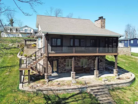 84 Knox Dr, Gilbertsville, KY 42044