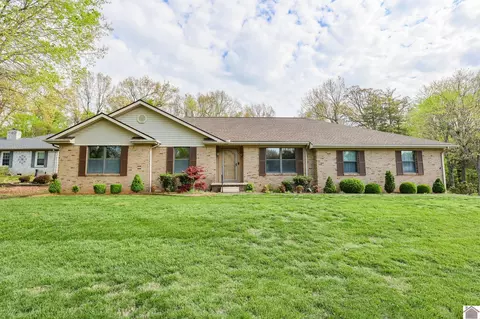 28 Martin Cir, Paducah, KY 42001