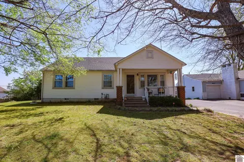 641 Elder St, Calvert City, KY 42029