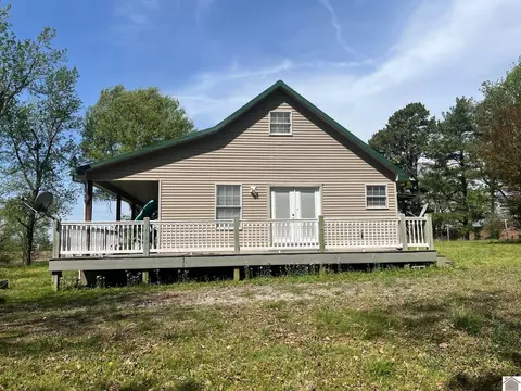 Exterior - 160 Wheeler Rd, Wingo, KY 42088 photo 2 of 3