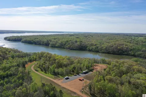 250 Cindy Dr, Murray, KY 42071