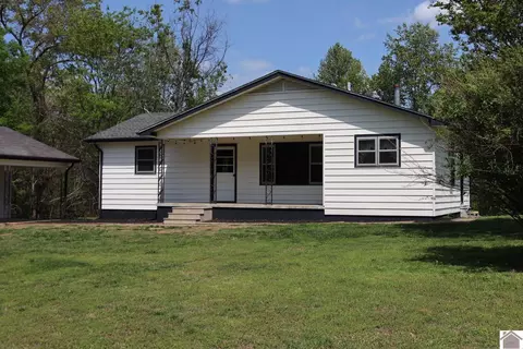 3375 Olive Creek Rd, Benton, KY 42025