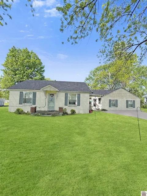310 S 13th St, Murray, KY 42071