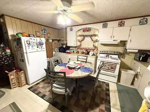 Kitchen - 310 S 13th St, Murray, KY 42071 photo 1 of 3
