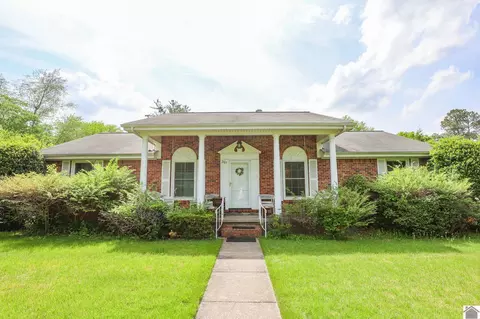 201 Colonial Dr, Paducah, KY 42001