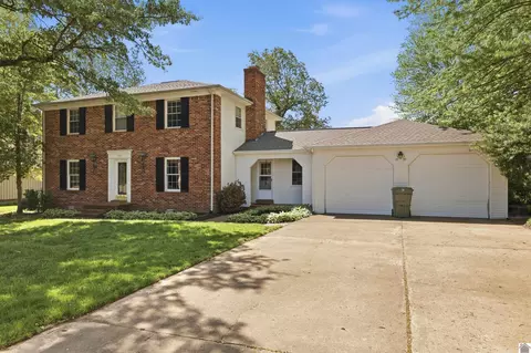 1306 Dogwood, Mayfield, KY 42066