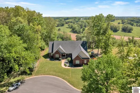 373 Sequoyah Trl, Cadiz, KY 42211