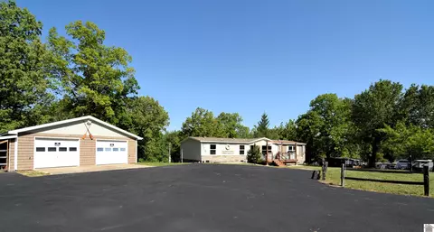 919 King Crk, Benton, KY 42025