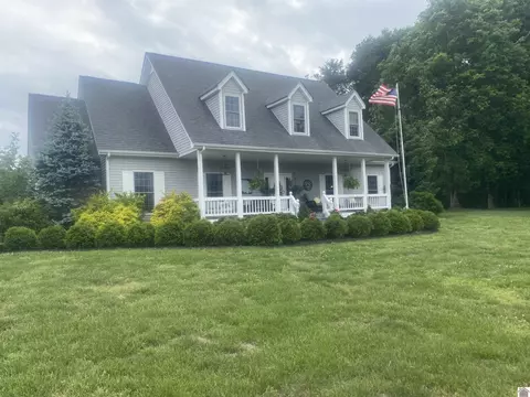 5289 Blue Springs Rd, Cadiz, KY 42211