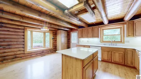 Kitchen - 88 Lynnhurst Dr, Murray, KY 42071 photo 4 of 4